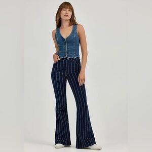 Lee HIgh Rise Stars and Stripes Corduroy Flare Jeans size 27 NEW